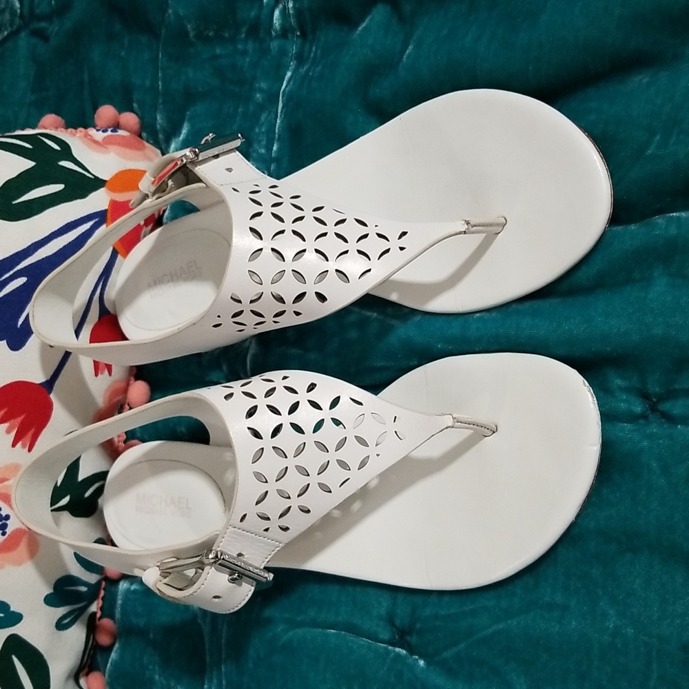 MK sandals size 7.5
